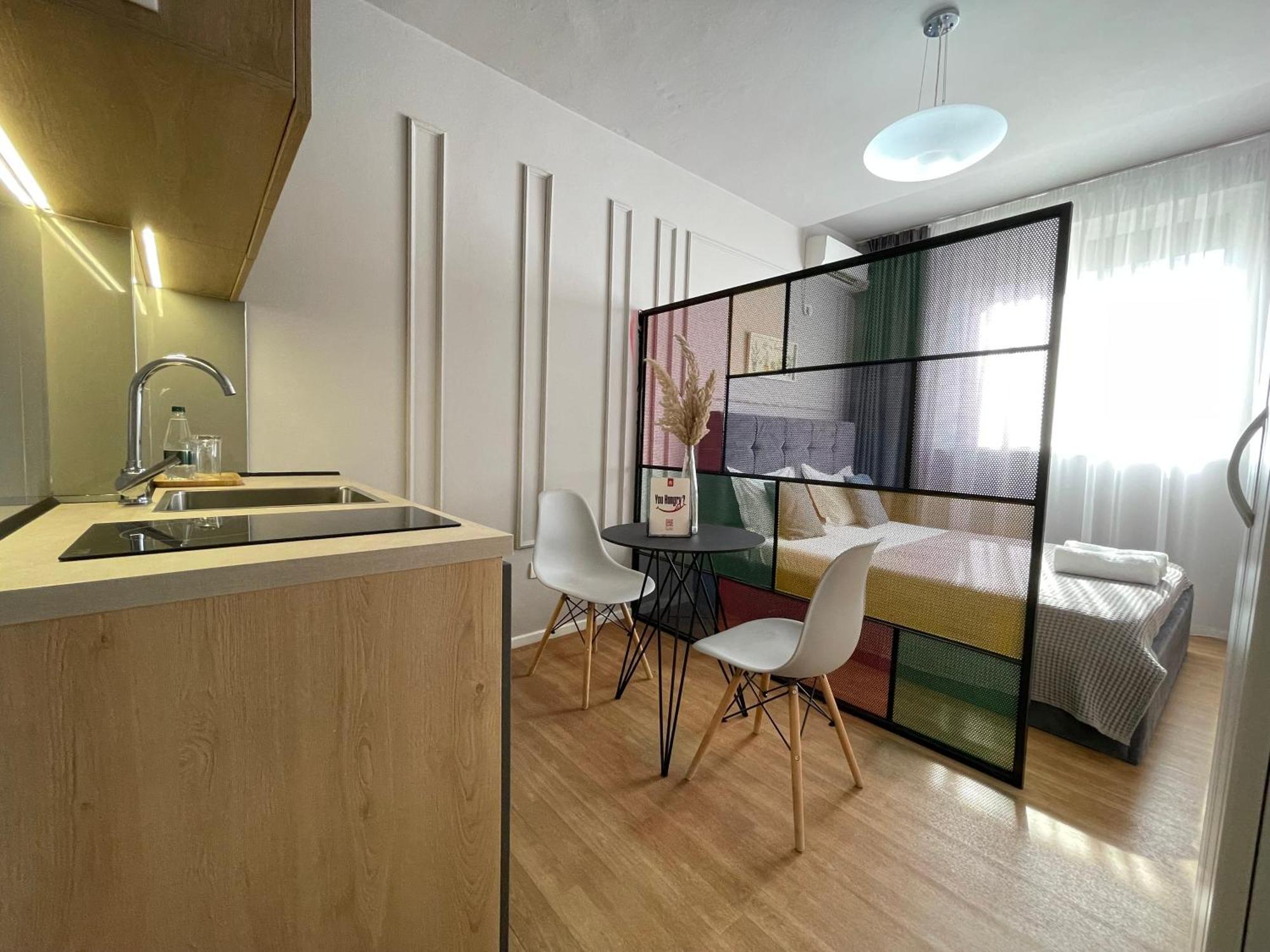 Myslym Shyri'S Apartments Tirana Exterior foto